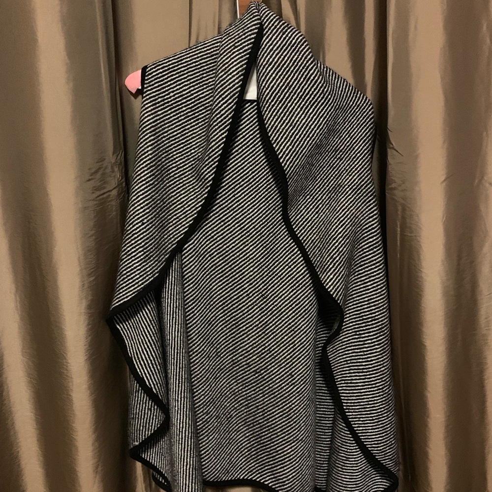 Black and white stripped shrug